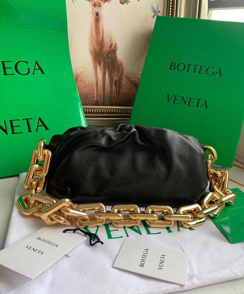 Bottega Veneta Teen Chain Pouch Leather Clutch Black